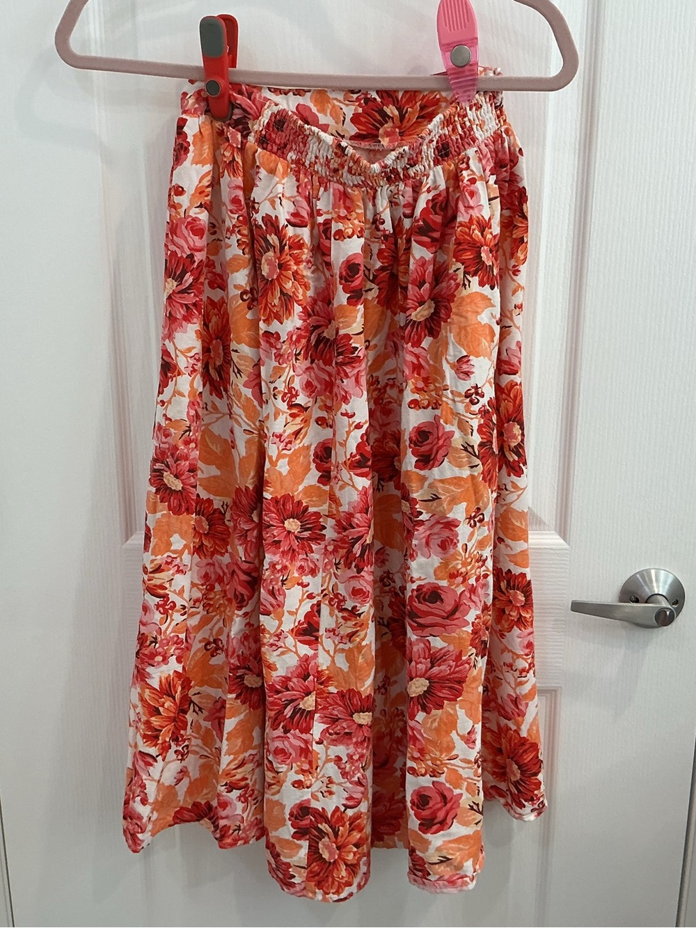Japna Floral Circle Skirt in Red, Orange & Cream - Picture 5 of 6